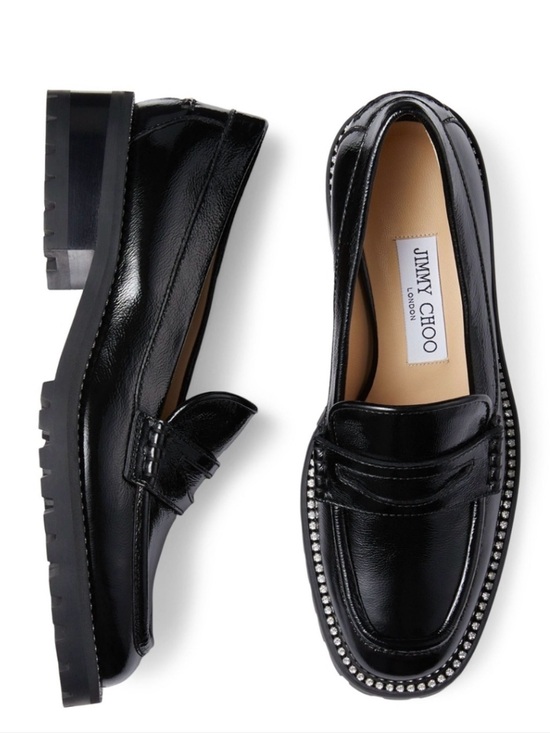 JIMMY CHOO ペニーローファー Jimmy Choo Black Patent Leather Penny Loafers with Crystal Trim